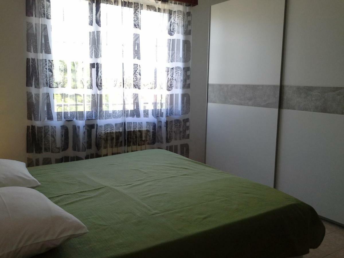 Berto Apartamento Nerezine Exterior foto
